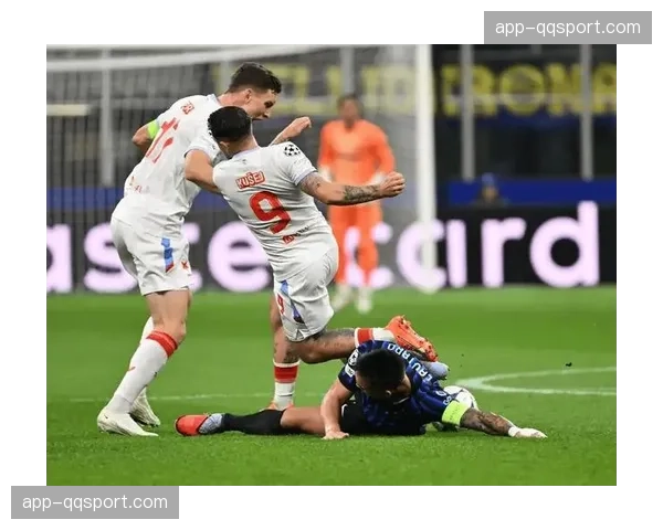 亚特兰大4-1多特蒙德，萨马尔季奇98分钟点球绝杀完成总比分4-3逆转