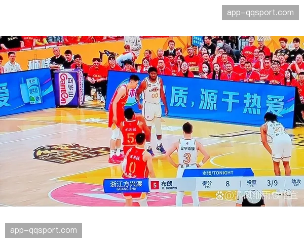 CBA常规赛收官战:辽宁击败广东锁定常规赛冠军 CBA常规赛收官战:辽宁击败广东锁定常规赛冠军