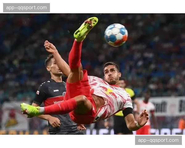 欧冠席位关键战:莱比锡红牛主场迎战斯图加特前瞻 欧冠席位关键战:莱比锡红牛主场迎战斯图加特前瞻